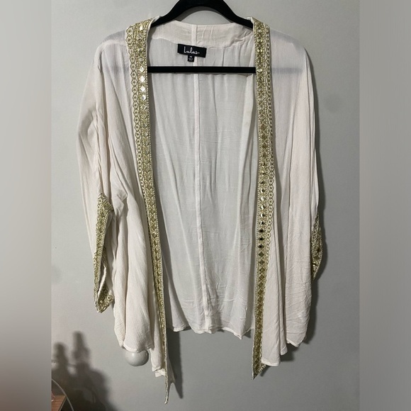 Lulus White & Gold Kimono - Picture 1 of 5